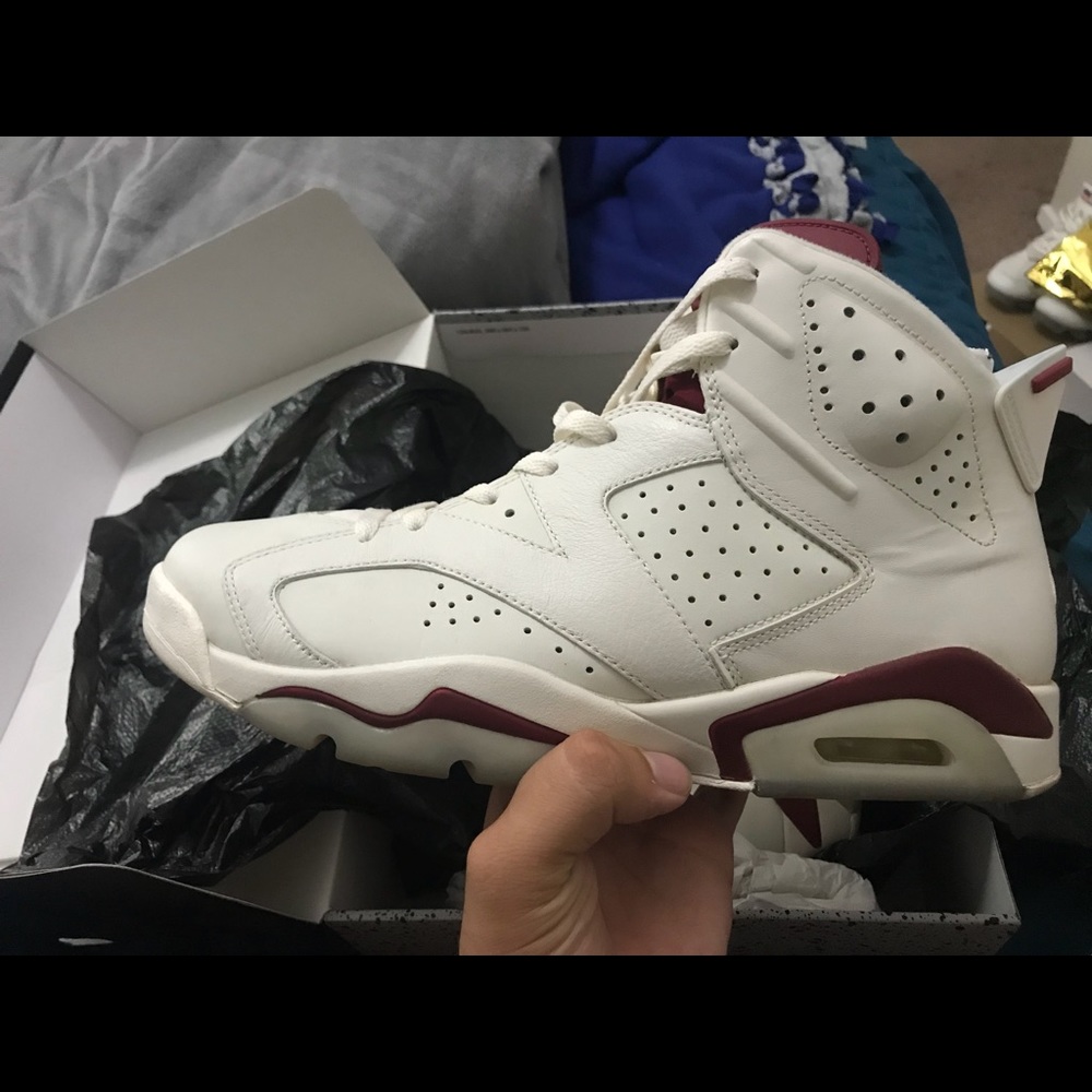 Air Jordan 6 Retro Maroon